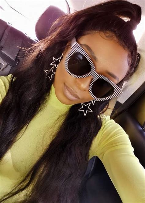 She was born on 30th december 1983. DJ Zinhle Height, Weight, Age, Body Statistics - Healthy Celeb