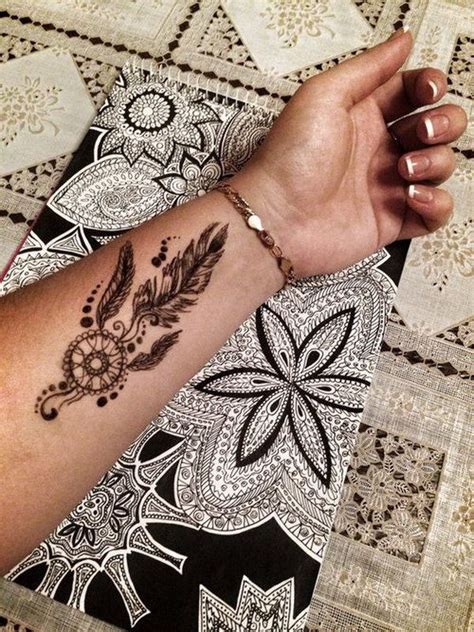 Traditional, tribal and bridal style henna tattoo is offered by a professional mehndi artist with 20 years experience. 60 Dreamcatcher Tattoo Designs (With images) | Dream ...