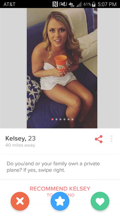 I began using tinder at age 30 and am now 34. The Best/Worst Profiles & Conversations In The Tinder ...