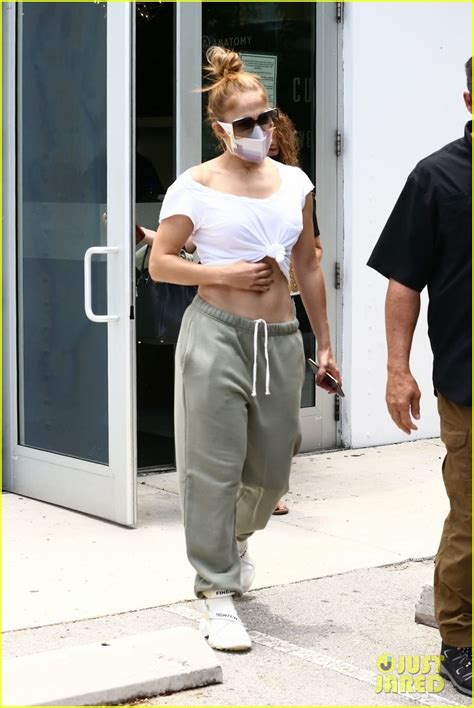 The floor singer, 51, was seen with a huge smile on her face on sunday, while the more serious argo star, 48, stood behind her as they walked out of a. Jennifer Lopez Breaks a Sweat at the Gym After Vacation ...