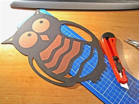 Kostenlose diy vorlage laterne eule selber basteln. Eule Vorlage Zum Ausschneiden Erstaunlich Schablonen Fensterdeko Herbst Ingas Baschtelblog ...