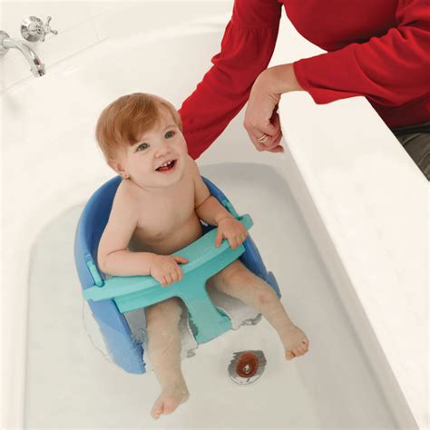 My little super chunk weighs 20 lbs and the seat sort of pinches his thighs due to the narrow leg openings. Dreambaby Premium Bath Seat - Blue | Olivers BabyCare