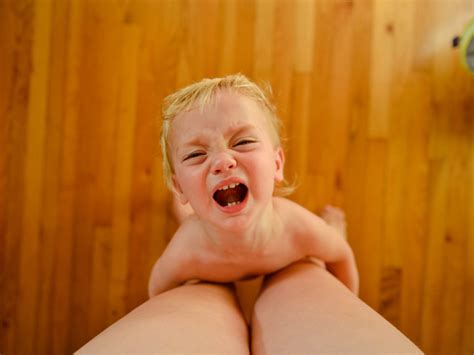 How to Deal with a Tantrum in a Restaurant (So You Can Go ...