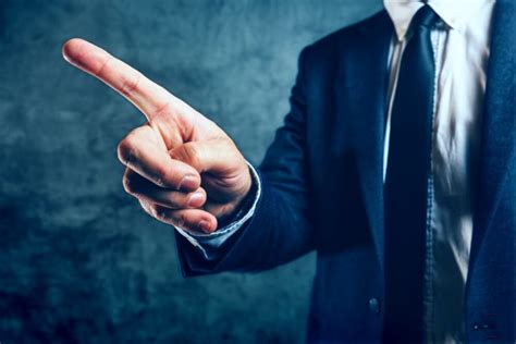 Mängel der mietsache sowie schwere fehler des vermieters berechtigen mieter zur fristlosen kündigung. Wann ist die fristlose Kündigung zulässig? | Karrierefragen