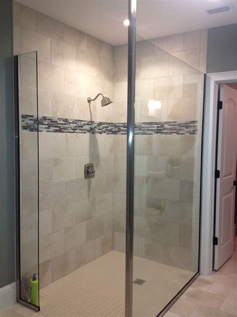 All you need is a hint of ingenuity and smart planning. Pool bathroom shower (With images) | Pool bathroom ...