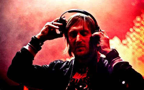 David Guetta Loses His USB, Loses Chill and Cancels Tour - better'fly lebanon - digital 