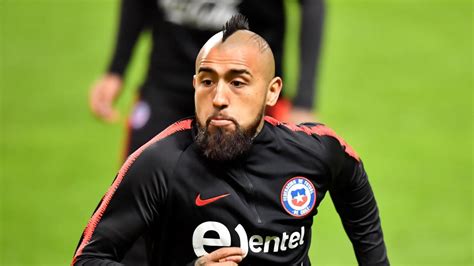 Born 22 may 1987) is a chilean professional footballer who plays as a midfielder for serie a club inter milan and the chile national team. Bundesliga: Arturo Vidal (Bayern) poursuivi pour coups et ...
