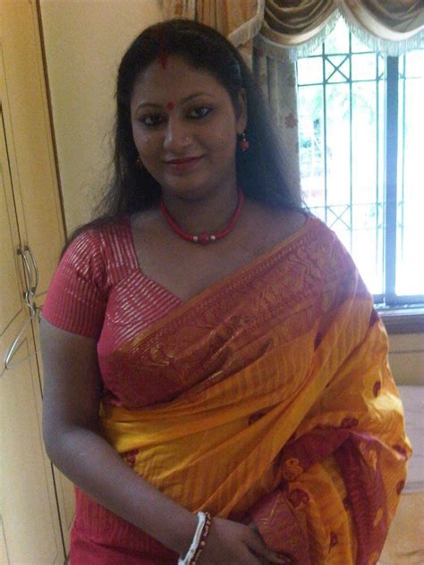 Hot aunty navel enjoyed by her neighbour boy. 67 best images about Hot Pics on Pinterest | Models, Sexy and Tamil girls