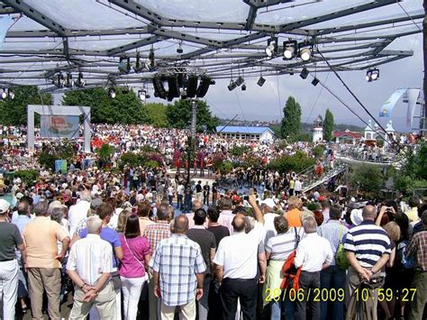 Let's fetz mit den 90ern! VdK-Frauengruppen besuchten Fernsehgarten Mainz ...