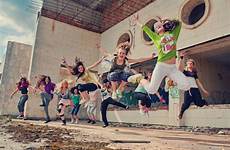 dance wallpaper girls dancing street group wallpapers streetdance girl joy people jumping background happy happiness woman wall visit music file