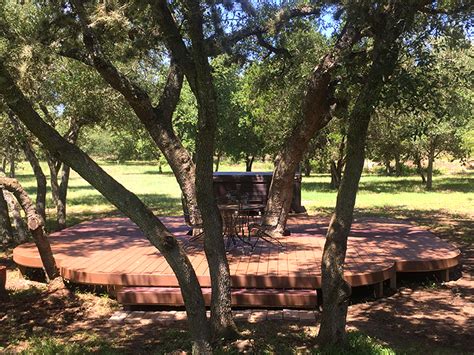 The pull chain serves as a switch between modes. Hot Tub Decks in San Antonio | J.R's Custom Decks