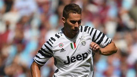 Born 6 may 1995) is a croatian professional footballer who plays as a winger for serie a club genoa, on loan from juventus, and the croatia national team. Marko Pjaca Juventus - Goal.com