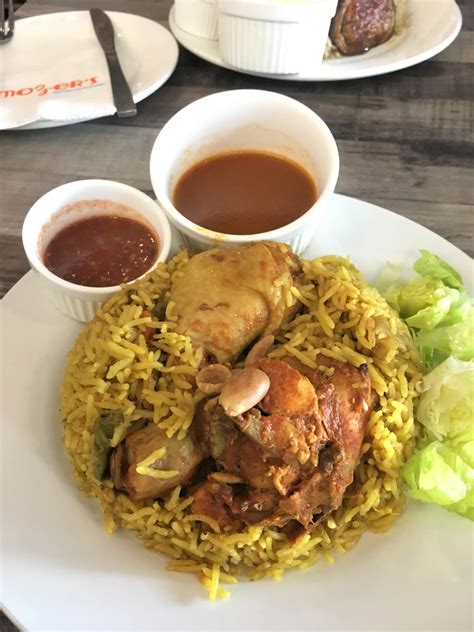 Jamak dalam bahasa arab digunakan untuk menjelaskan atau menunjukkan tiga atau lebih dhomir yang melakukan sesuatu atau diperlakukan. Makan Di Mozer's, Bukit Jelutong Baru Tahu Nasi Arab Ada ...