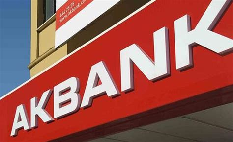 Sosyal medya kullanıcıları da konu ile ilgili. Akbank çöktü, açıklama geldi