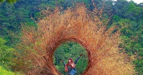 Salah satu destinasi yang sedang ramai diperbincangkan, khususnya bagi masyarakat mojokerto dan jawa. Harga Tiket Masuk Dan Lokasi Puthuk Panggang Welut ...