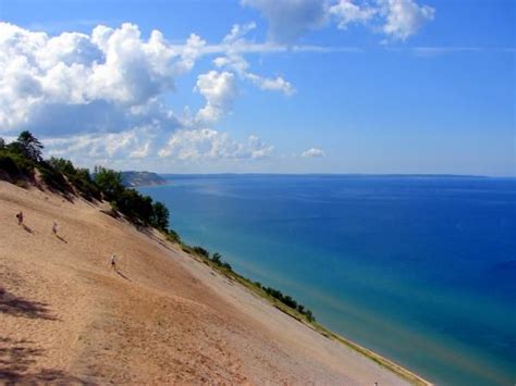 It is the county seat of grand traverse county, although a small portion extends into leelanau county. Más de 25 ideas increíbles sobre Traverse city camping en ...