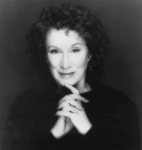 Последние твиты от simona izzo (@simonettaizzo). Celebrities lists. image: Margaret Atwood; Celebs Lists