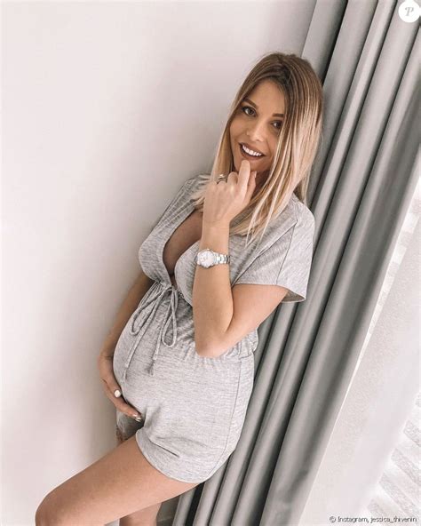 Deux jours après son accouchement, la belle dévoile son corps. Jessica Thivenin enceinte et divine en combinaison, le 25 ...