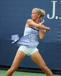 Head to head of the day. wta magda linette hot - Google Search | Anna kournikova ...