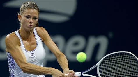 Ihre ältere schwester antonella verunglückte bei einem autounfall im. Tennis, Camila Giorgi sconfitta a sorpresa dalla Tauson a ...