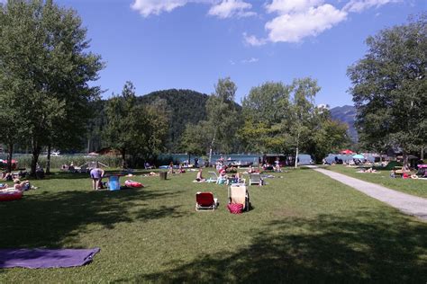 Gilgen am wolfgangsee präsentiert den künstler prof. Badeplätze am Wolfgangsee | SalzburgerLand Magazin