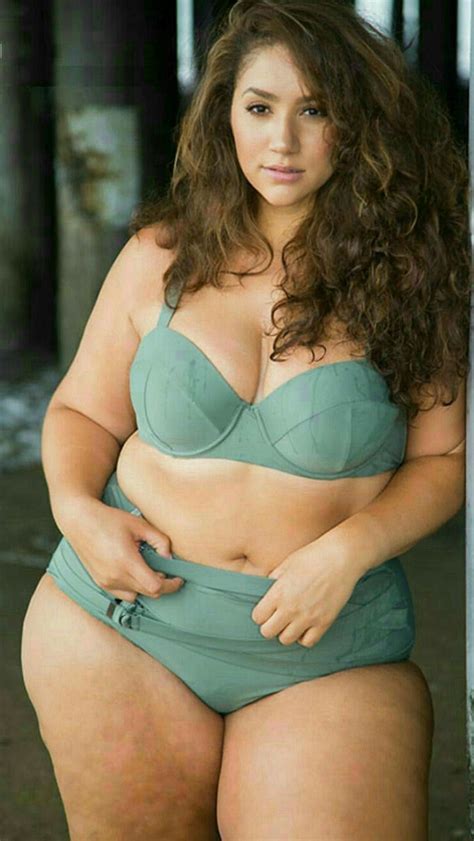 Pin on sexy chubby woman