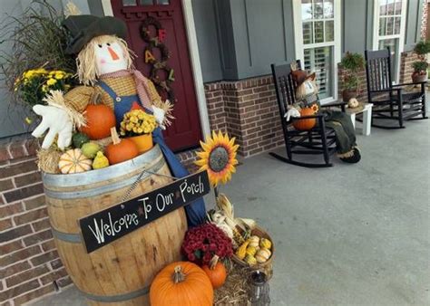 Dallas, oregon, usa 1024x651 (c2.staticflickr.com). Whiskey barrels used as focal point for Fall-inspired ...