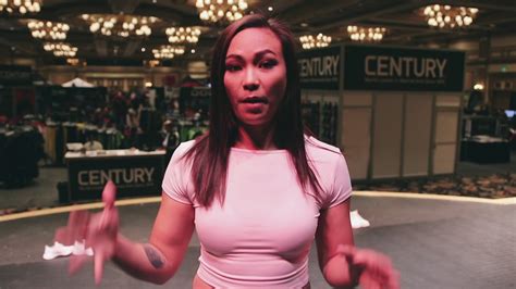 35 albuquerque, new mexico united states. Michelle Waterson, The Karate Hottie: Shows how to set up ...