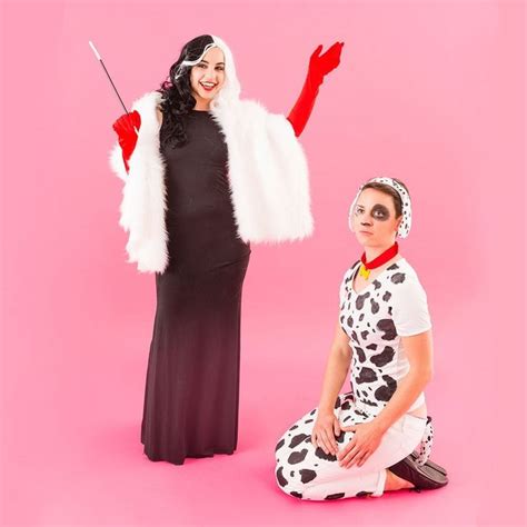 Primary costume items include base cruella de vil set and adorable matching smile. Bring the Cackle With This DIY Cruella de Vil Halloween Costume | Clever halloween costumes ...