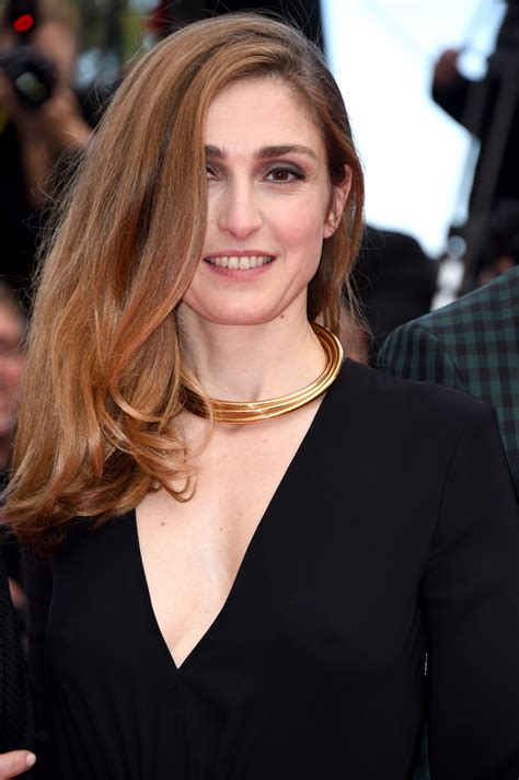 French film actress and film producer. Julie Gayet - photos, news, filmography, quotes and facts ...