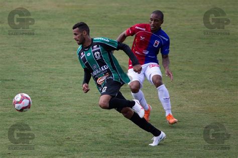 To vote click on the sign. Fotos - CAMPEONATO PARANAENSE 2021: PARANÁ CLUBE X MARINGÁ ...