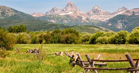 Maybe you would like to learn more about one of these? 25 Best Idaho State & National Parks