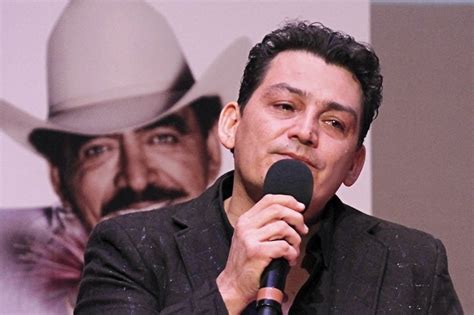 How is jose manuel figueroa's career as a singer and actor? José Manuel Figueroa habla del asesinato de su primo | e ...