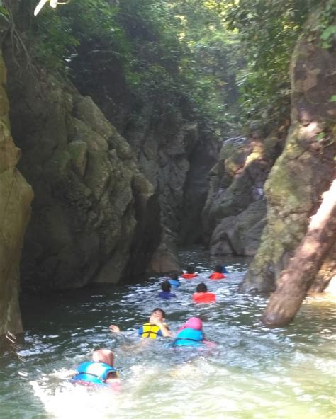 Kampung tonjong roke, desa medal sari, kec. Green Canyon Wisata Karawang - Tempat Wisata Indonesia