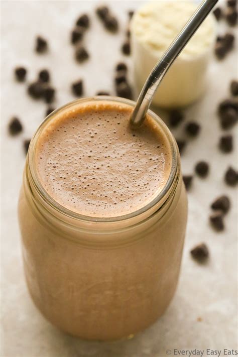 Protein smoothies are really popular in the health community right now because they offer a good and healthy way to gain weight. How To Make Weight Gain Smoothies Using Milk : Toddler ...