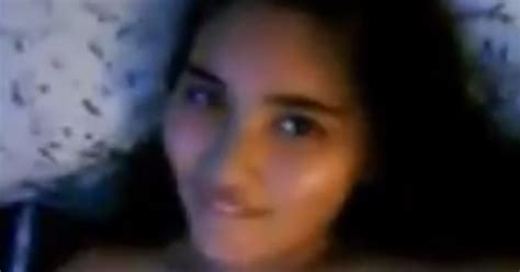 Fingering hijab girlfriend in the car. Cewek Seksi Pamer Bodynya | Video Ngentot Bokep Streaming ...