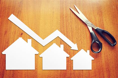 Sydney 's astronomical property prices are shrinking twice as fast as the nation's state capital city average. Falling House Prices Are Not The Harbinger Of Doom