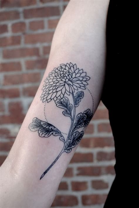 Trova immagini stock hd a tema fiori stilizzati e milioni di altre foto, illustrazioni e contenuti vettoriali stock royalty free nella vasta raccolta di shutterstock. Tatuaggi fiori stilizzati: i disegni più belli - PassioneTattoo