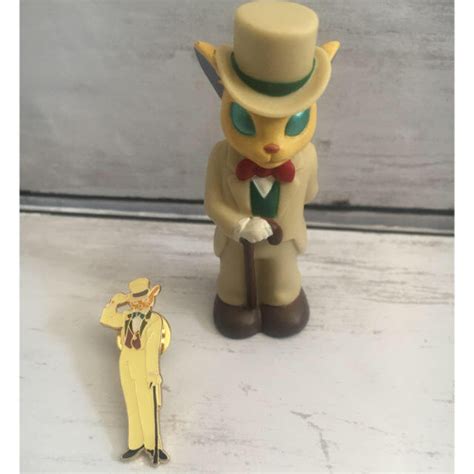 You can move a lot of items (with the arrows icon), change the color (with the paintbrush icon) or remove them (with the cross icon). 猫の恩返し バロングッズ セットの通販 by orange's shop｜ラクマ