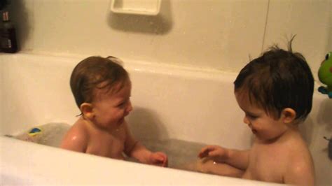 Saturday night at the baths. Laughing Babies in Bath - YouTube