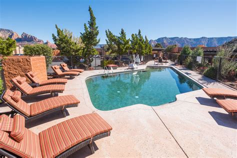 Casa sedona inn was designed to maximize the surrounding views by mani subra, a protégé of one of sedona's highest red rock peaks, thunder mountain, dominates casa sedona inn's skyline. "Pool Area" Sky Rock Inn of Sedona (Sedona) • HolidayCheck ...