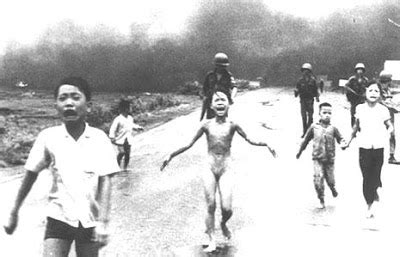 Este lunes 9 de agosto de 2021, inicia la programación de aprendo en casa ¡atención, estudiante y padre de familia! Puerta E: Aniversario atómico: el 6 y 9 de agosto de 1945 ...
