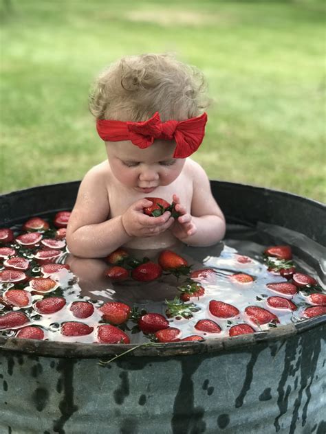 If you do not know how to edit photos, you can contact with different photo editing companies that will help you to do post processing of your baby milk bath photos and will save your time. Tenley Sue image by Shianne Barton | Milk bath photography ...