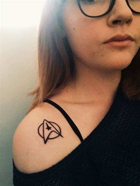Speaking of well done star trek tattoos, i came across this very impressive star trek tattoo while browsing the star trek section on reddit the other day and i thought i should share it. star trek insignia tattoo - Google Search | Star trek tattoo, Geek tattoo, Nerdy tattoos