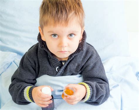 Kinderbetten sind ideal, wenn dein kind in ein richtiges bett umziehen kann. Schlafmittel für Babys und Kleinkinder - eine ...