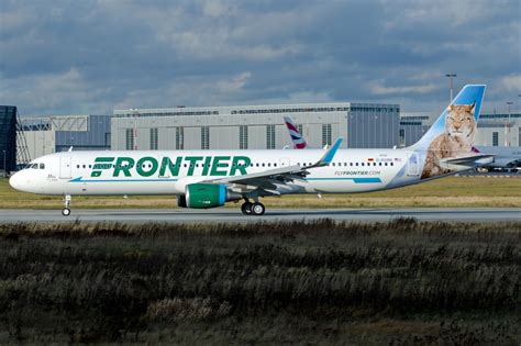 Deutsche fluggesellschaft beantragt insolvenz und stellt flüge ein. Airbus Hamburg Finkenwerder News: A321-211SL, Frontier ...