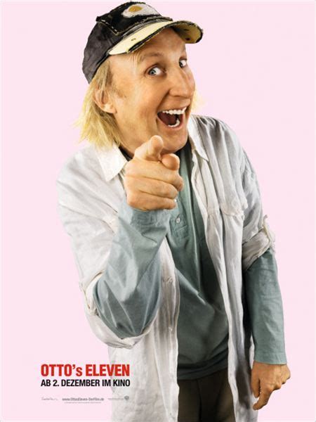 Edeka wirbt zum jubiläum mit komiker otto waalkes und einem einprägsamen spruch auf neuen plakaten. Otto's Eleven : Kinoposter Otto Waalkes, Sven Unterwaldt ...
