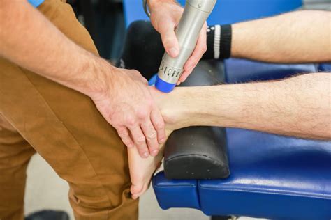 LA TENDINOPATHIE INSERTIONNELLE DU TENDON D'ACHILLE - Clinique ...