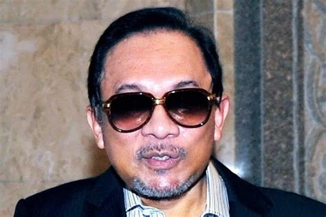 The proposal by certain quarters to nominate an individual other than pkr president datuk seri anwar ibrahim as the prime ministerial candidate for the opposition, is deemed as just. Life of Annie: Glam PM if Mukhriz is defeated