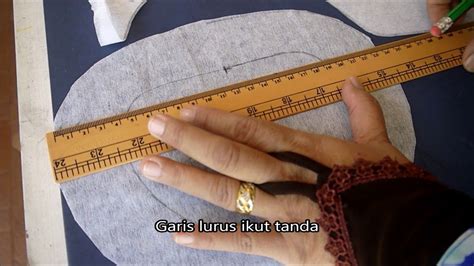 Baju kurung kedah azizah cgo merupakan kurung kedah yang diberi nafas baru dengan penambahan poket depan simpan. Tutorial Baju Kurung Tradisional: Jahit Leher Pt1